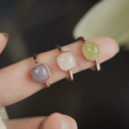 Tricolor Hetian Rings