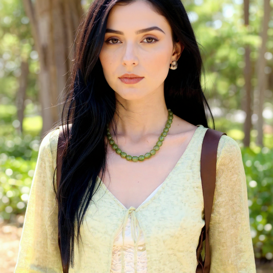 Green Quartz Glow Chain Necklace