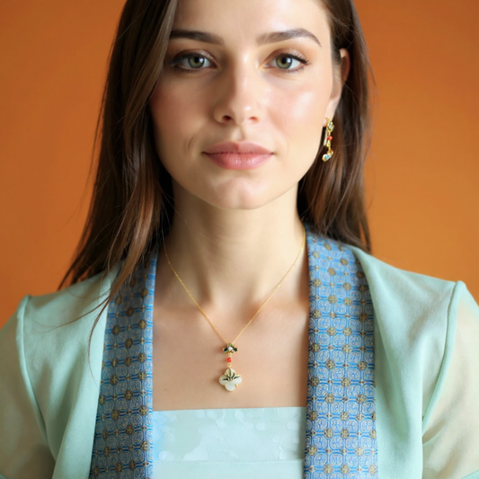 Hetian Clover Pendant Necklace