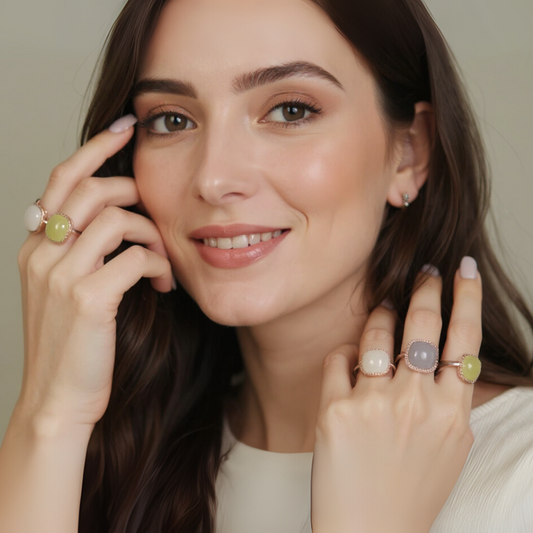 Tricolor Hetian Rings