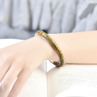 Sandalwood Emerald Loop Bracele