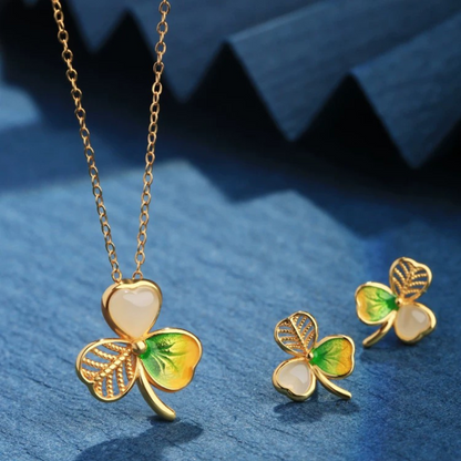 Hetian Clover Grace Necklace