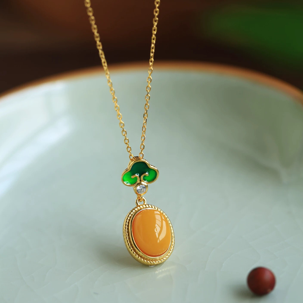 Amber Tranquil Glow Necklace