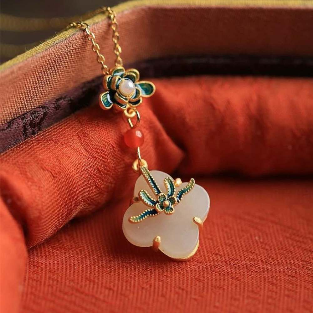 Hetian Clover Pendant Necklace